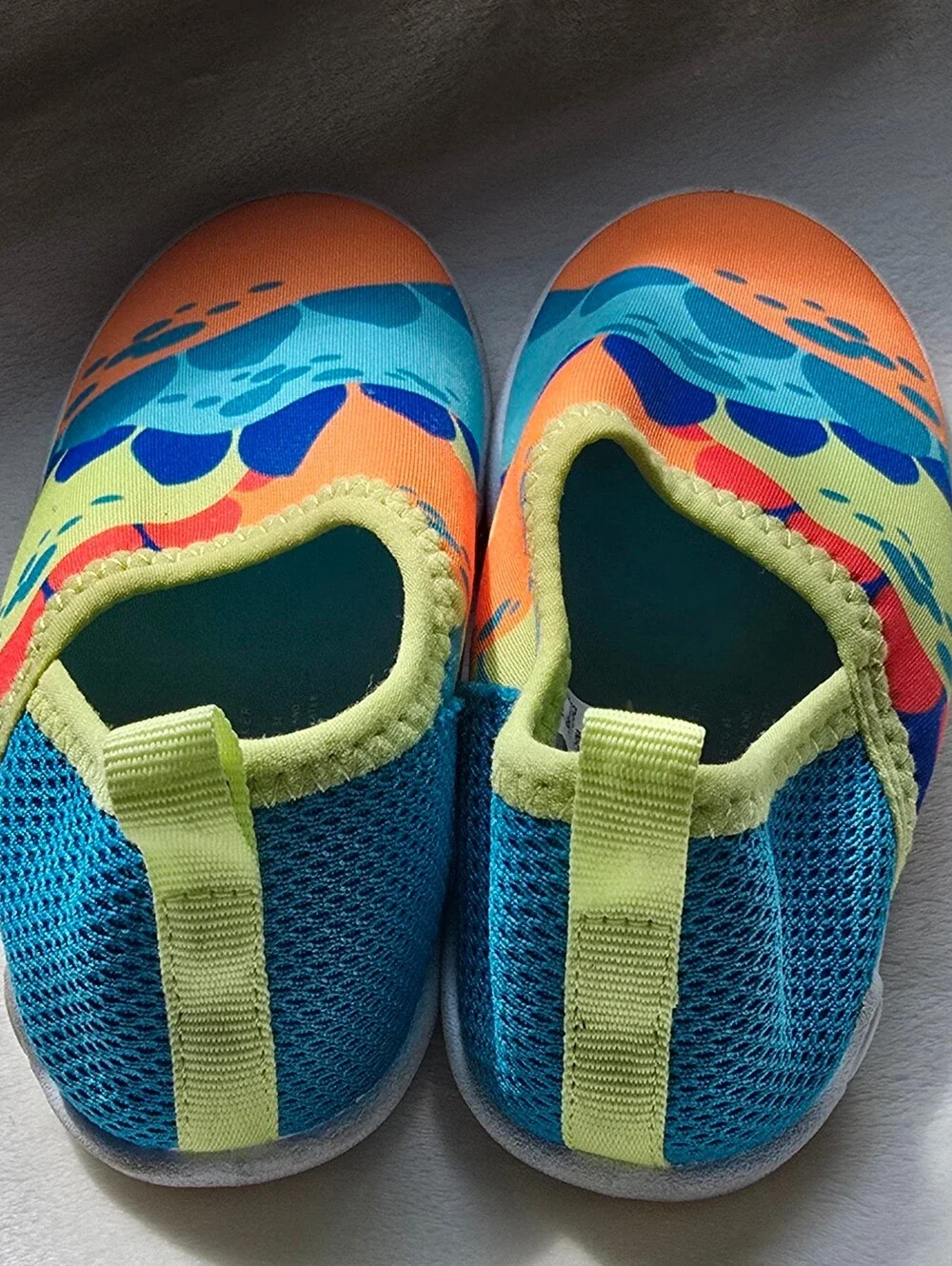 Only Used Once! Unisex Speedo Dinosaur Kids Water Shoes Size L (9/10)